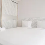Modern Look And Comfy Studio Citra Living Apartment By Travelio